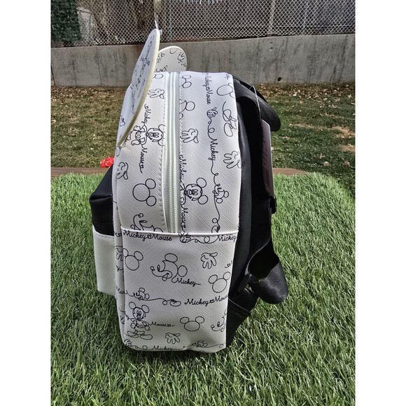 Bioworld Disney Women's Black & White Mickey Mouse Mini Backpack  W/3D Ears-NWT - Picture 7 of 14